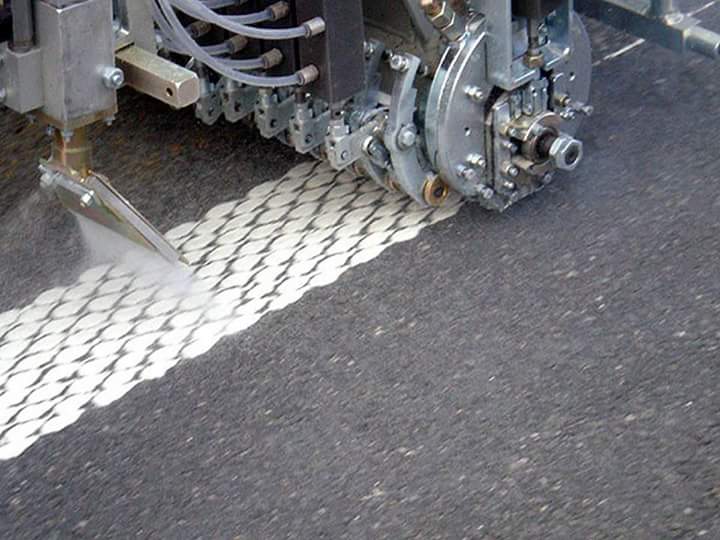 Thermoplastic Extrude Road Marking Paint Application-1